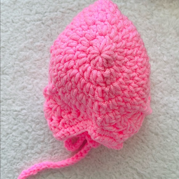 Baby bonnets - Picture 2 of 3